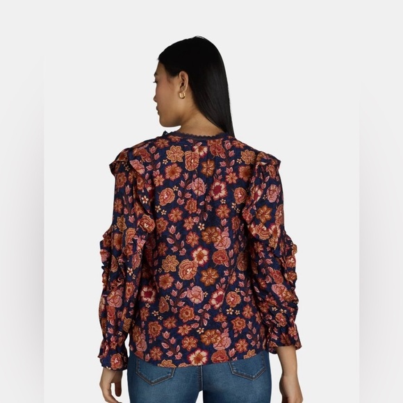 The Pioneer Woman Floral Ruffle Sleeve Top. NWT! Size Small - Picture 2 of 8